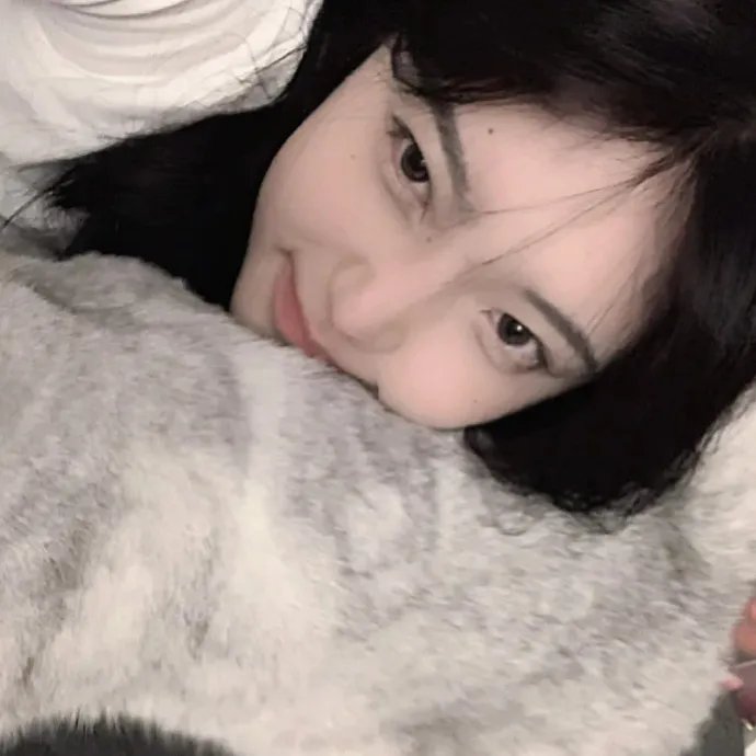 风吹云动星不动